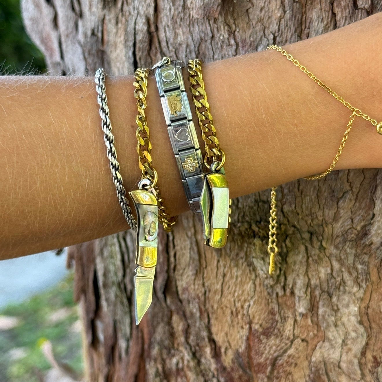 The Knife Bracelet/Bag Charm