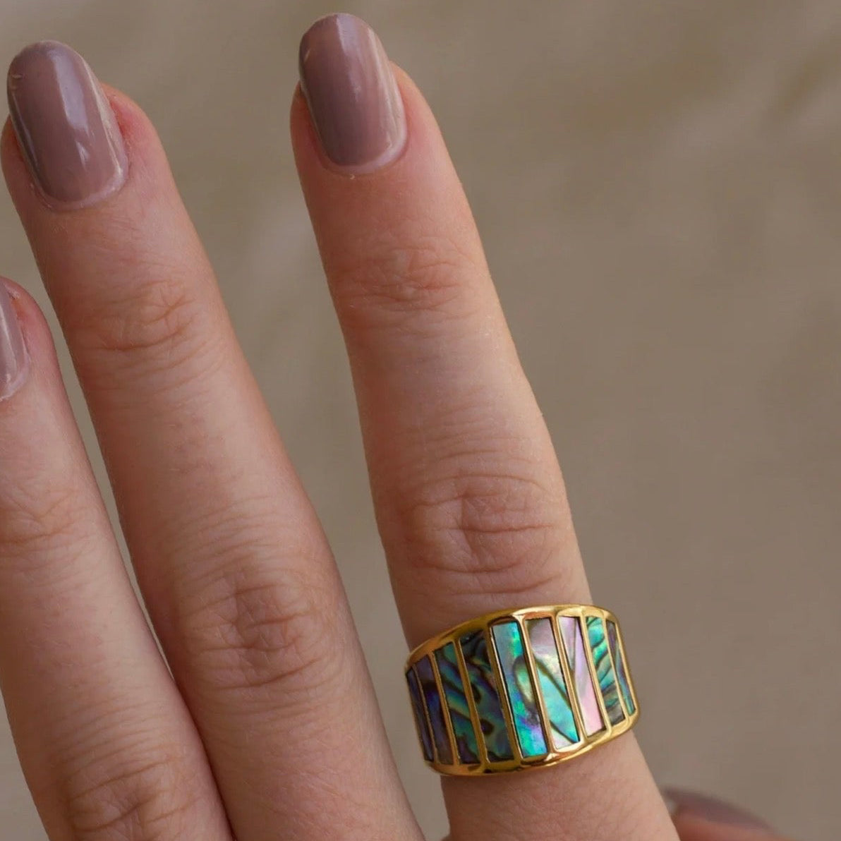 Piano Ring - Abalone